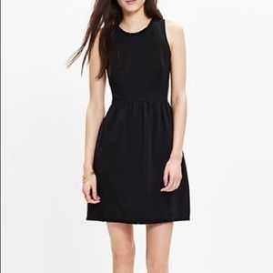 Madewell ‘Afternoon’ Fit and Flare Dress in Black